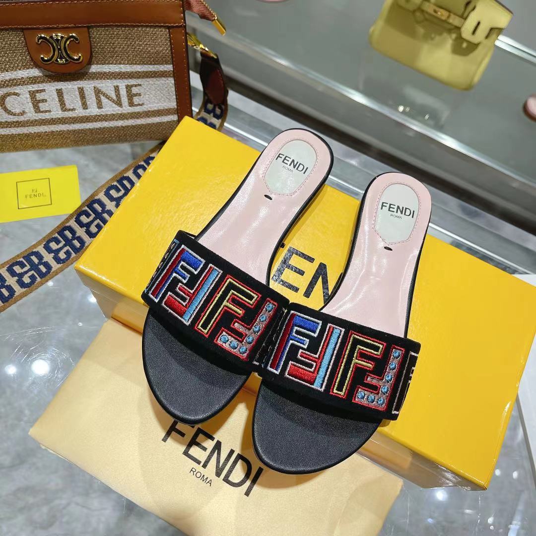 Luxury Shoes - FED - 557