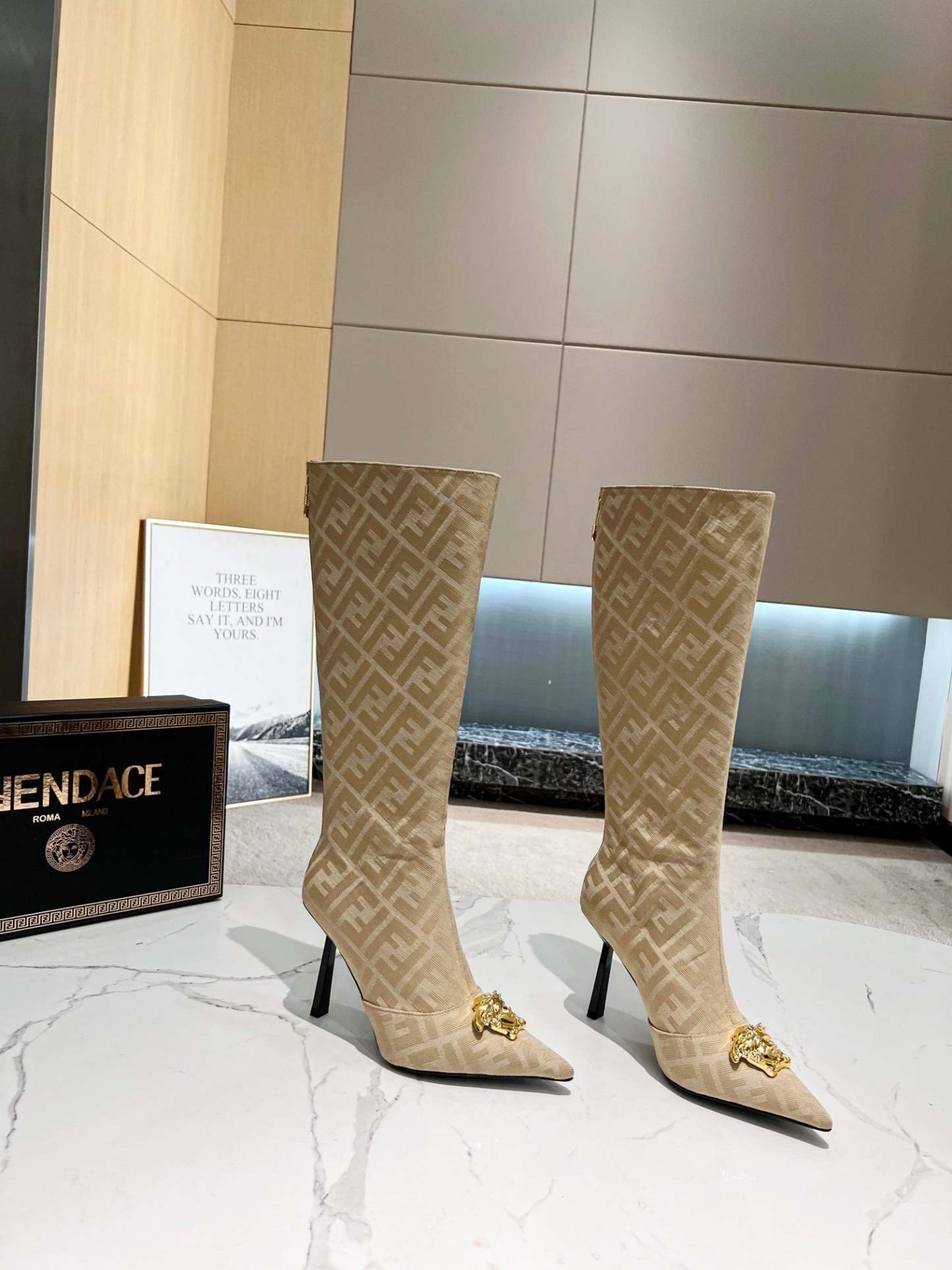 Luxury Shoes - FED - 391