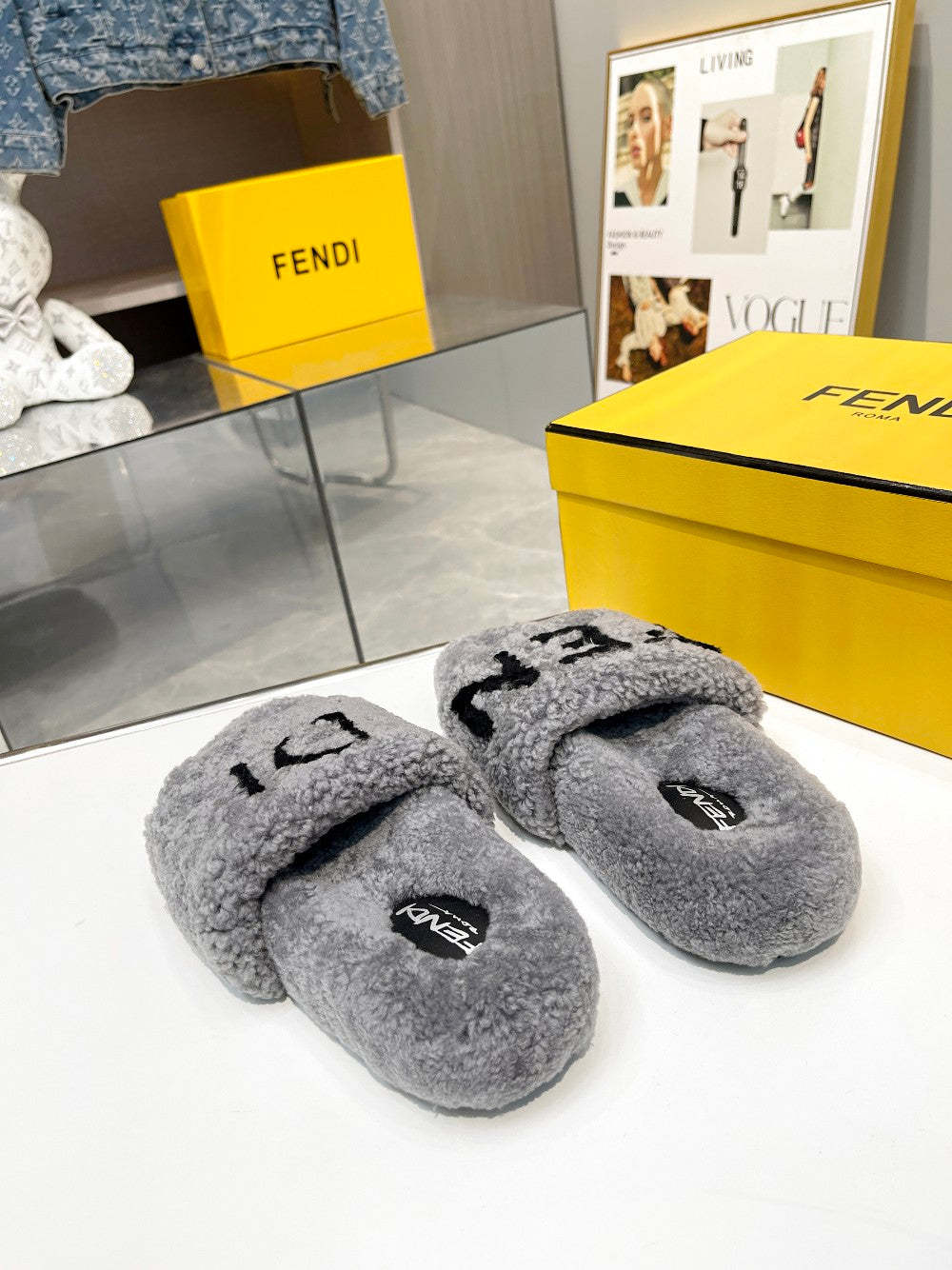 Luxury Shoes - FED - 373