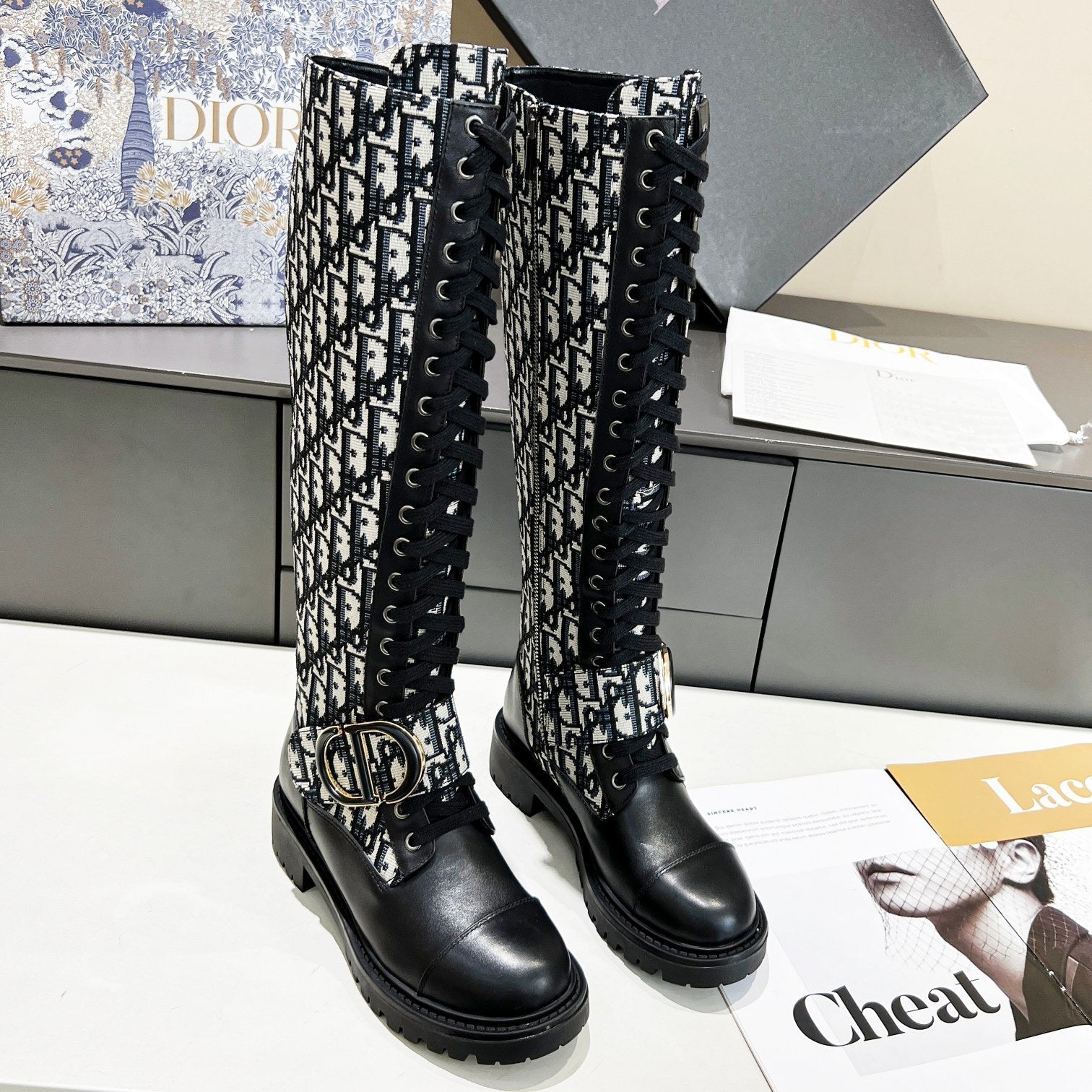 Luxury Shoes - DIR - 805
