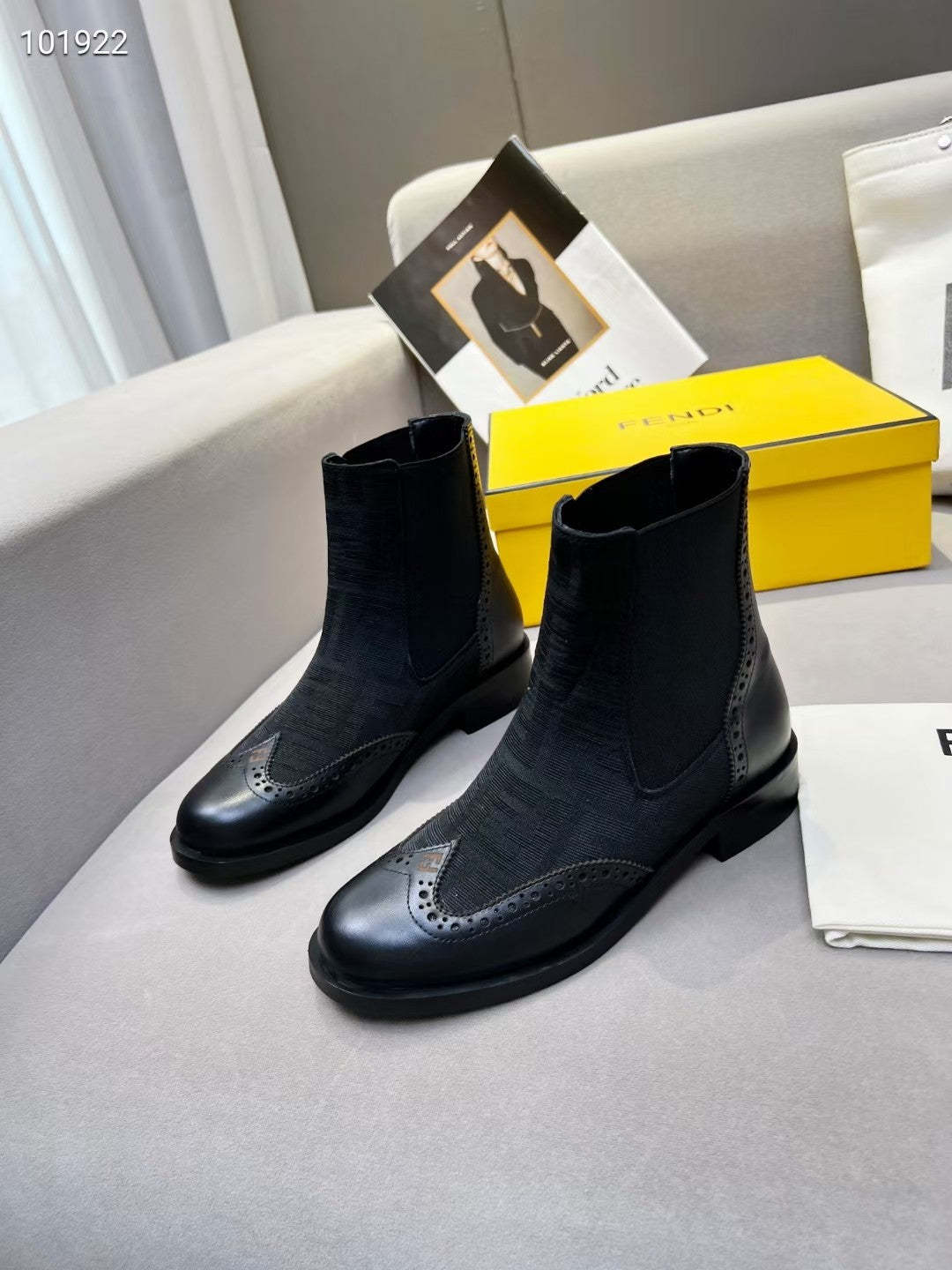 Luxury Shoes - FED - 316
