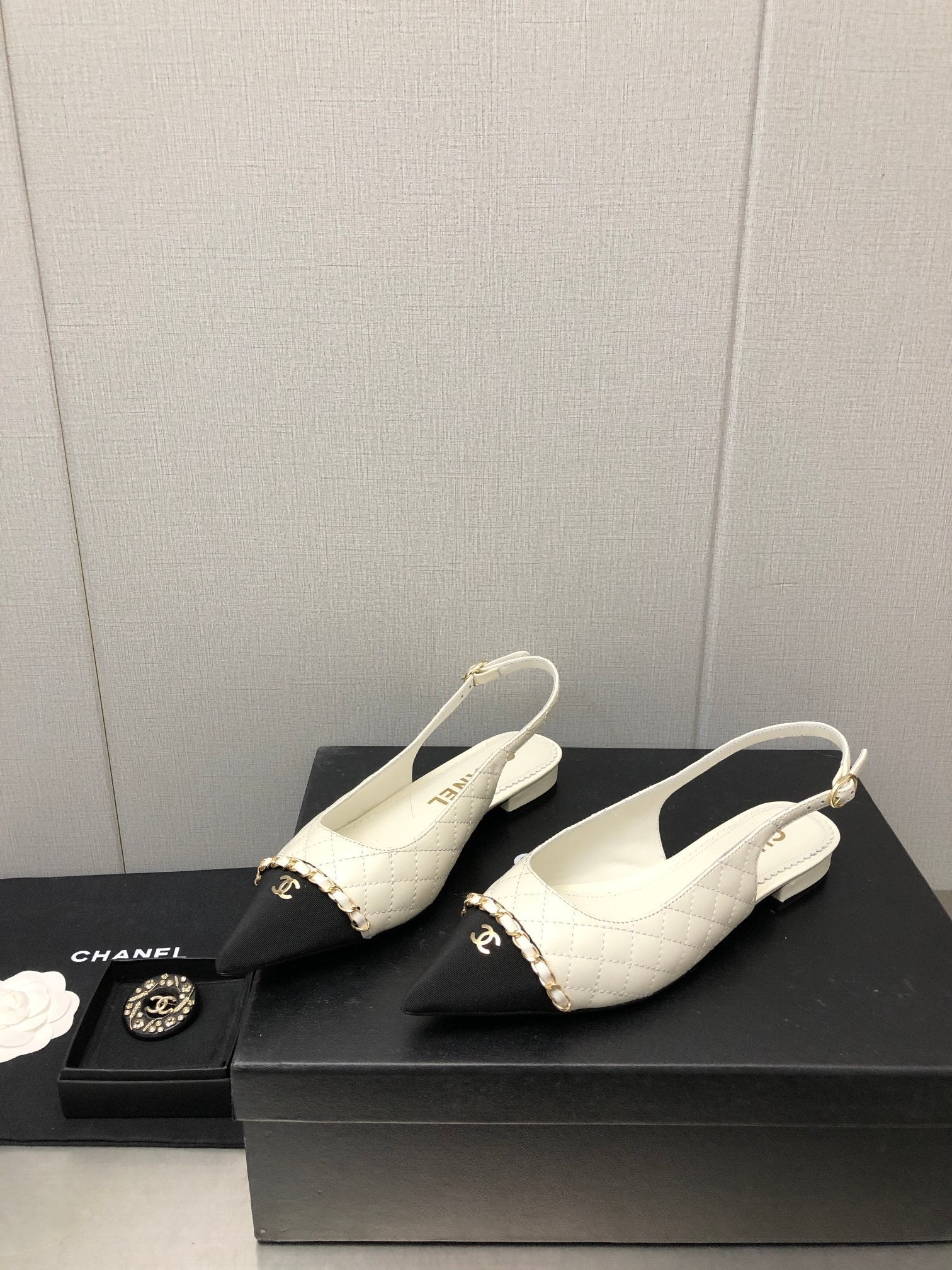 Luxury Shoes Sandals - CHL - 876