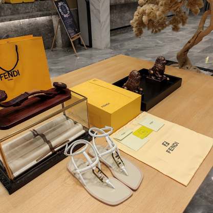 Luxury Shoes - FED - 040