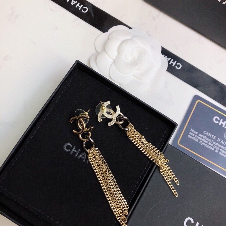 CC CC DROP GOLD EARRINGS