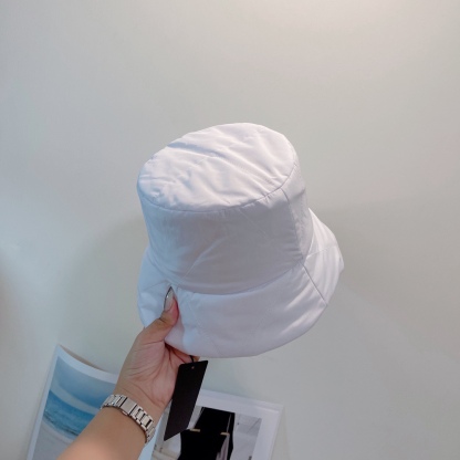 PD PADDED RENYLON BUCKET HAT WHITE