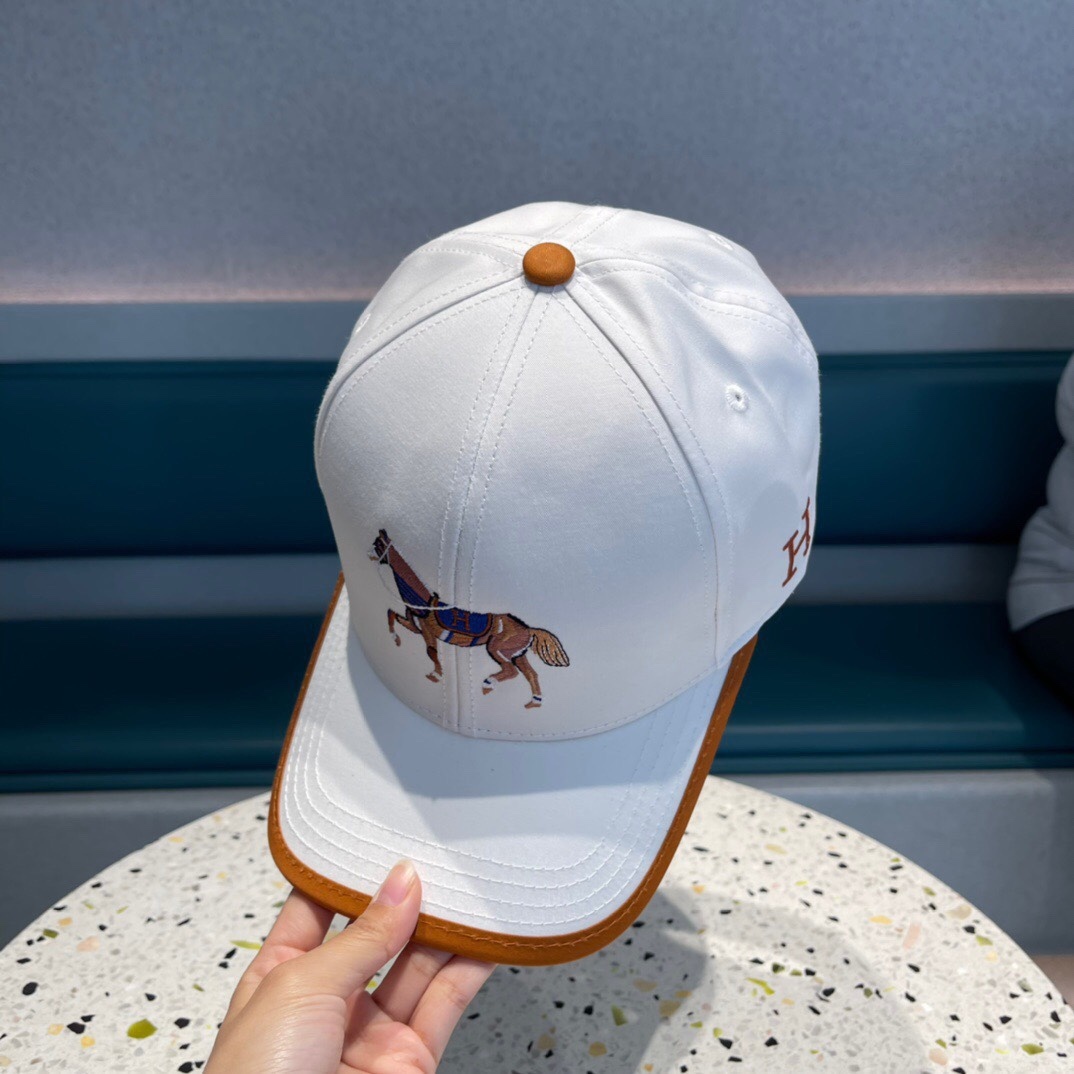 HM CANVAS BASEBALL CAP HORSE HAT WHITE