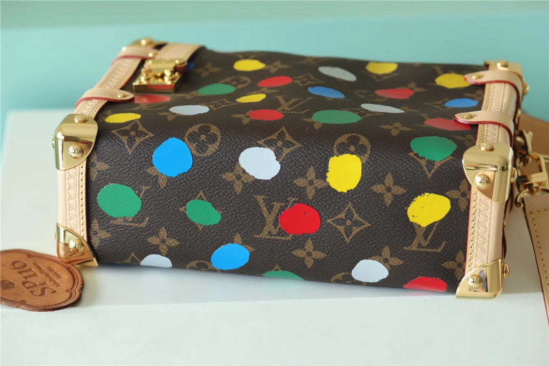 LV Side Trunk PM Monogram Canvas For Women, Women’s Bags, Shoulder And Crossbody Bags 8.3in/21cm LV