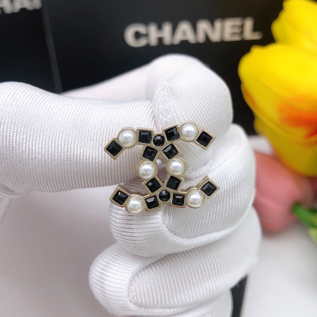 CC CC EARRINGS