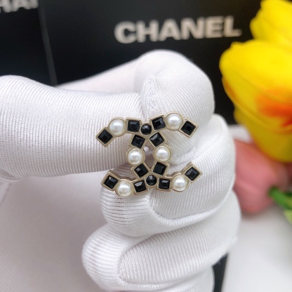 CC CC EARRINGS