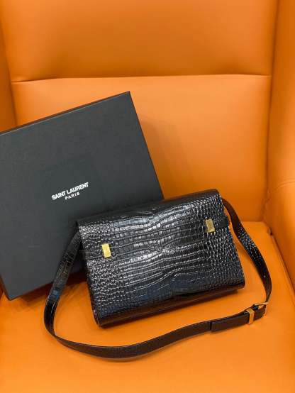 YSSL Manhattan Small Shoulder Bag Black For Women 9.4in/24cm YSL 675626DND0W1000