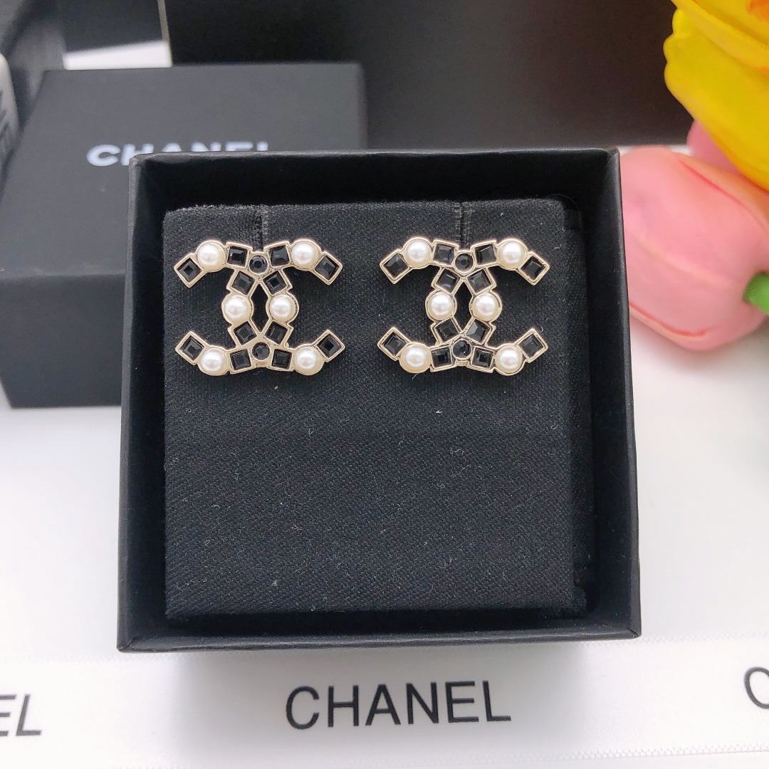CC CC EARRINGS