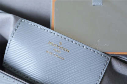 LV Twist MM Epi Light Purple For Women,  Shoulder And Crossbody Bags 9.1in/23cm LV