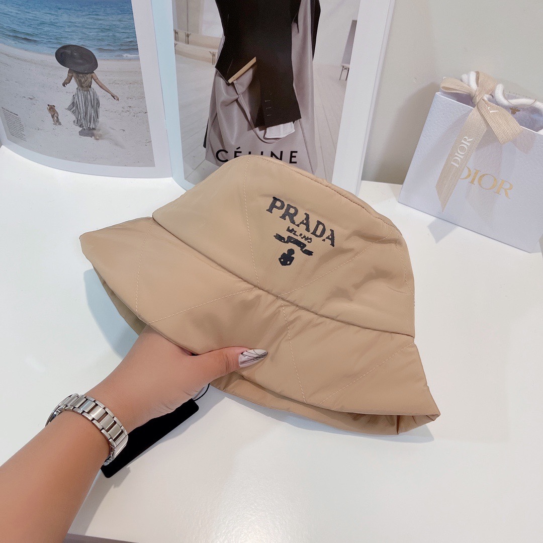 PD PADDED RENYLON BUCKET HAT BEIGE