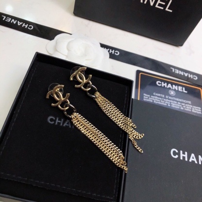 CC CC DROP GOLD EARRINGS