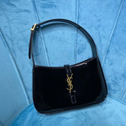 YSSL Le 5 À 7 Hobo Bag In Smooth Noir For Women 9in/23cm YSL 6572280UF0W1000