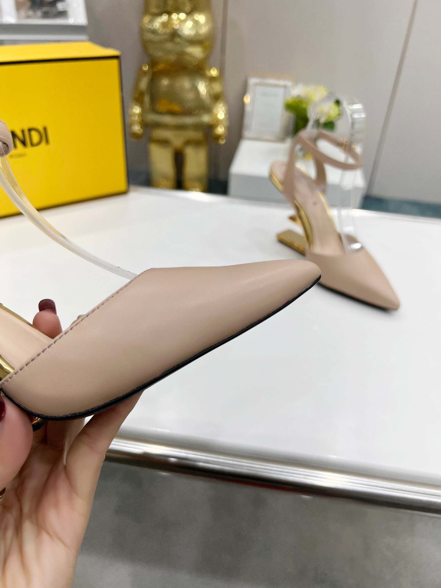 Luxury Shoes - FED - 691