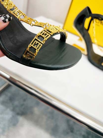 Luxury Shoes - FED - 677
