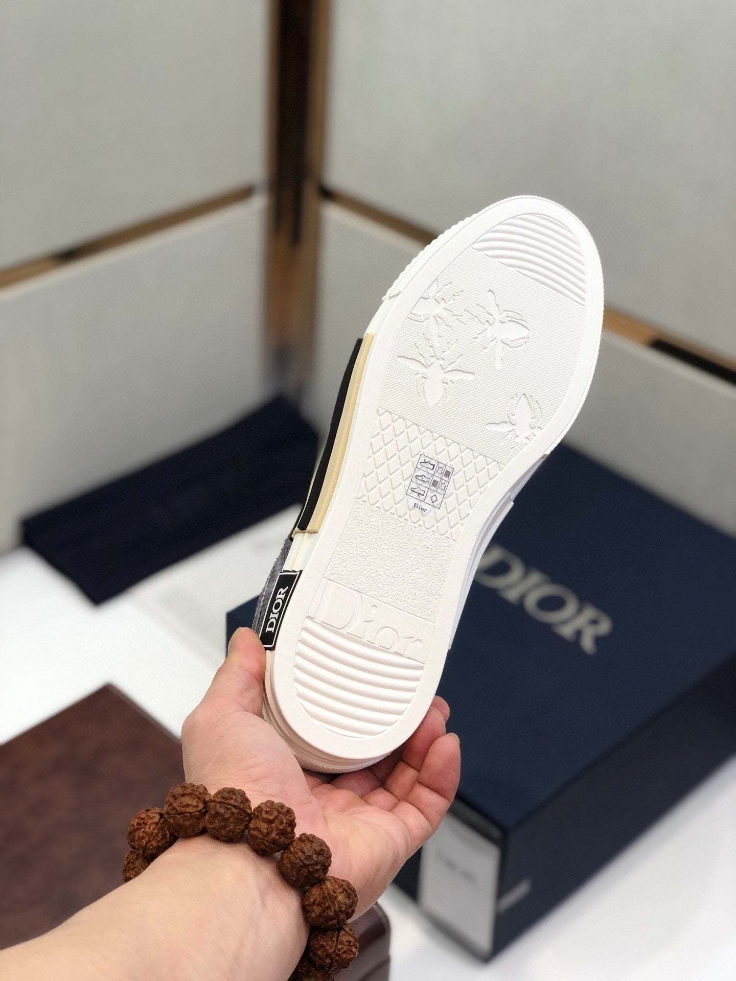 Luxury Shoes - DIR - 1068