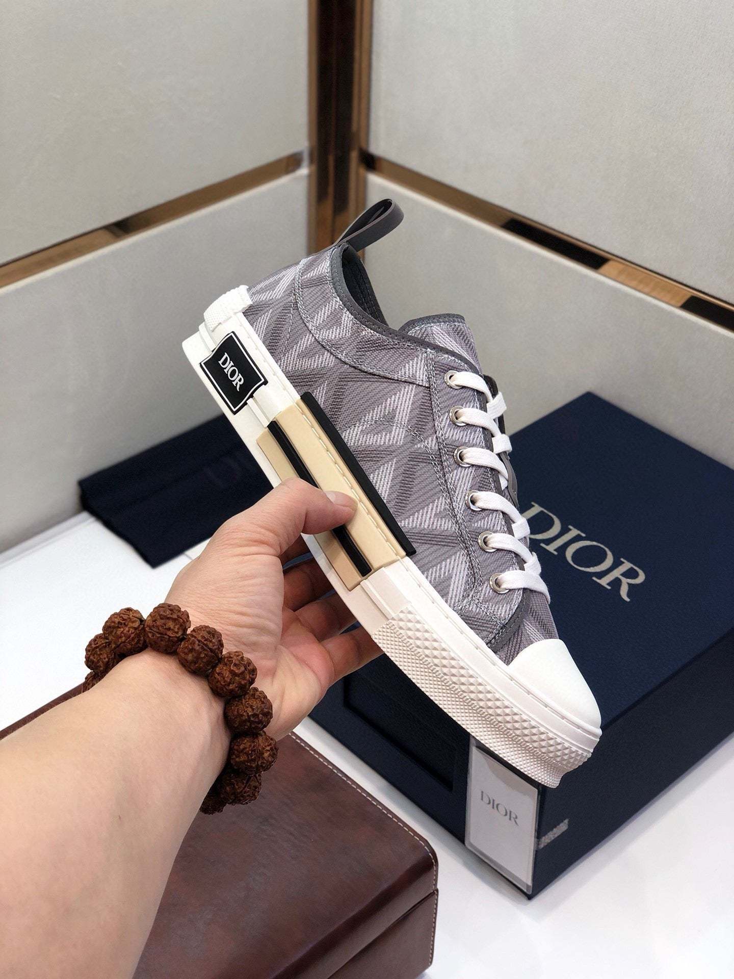 Luxury Shoes - DIR - 1068