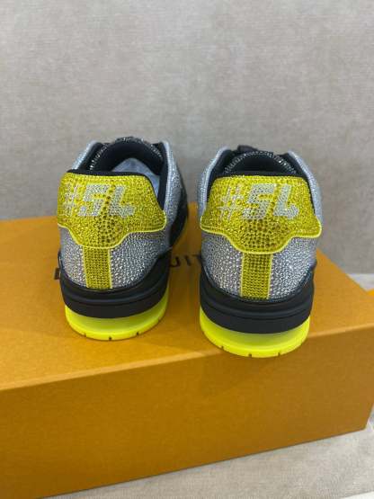 Luxury Shoes - LU-V - 382