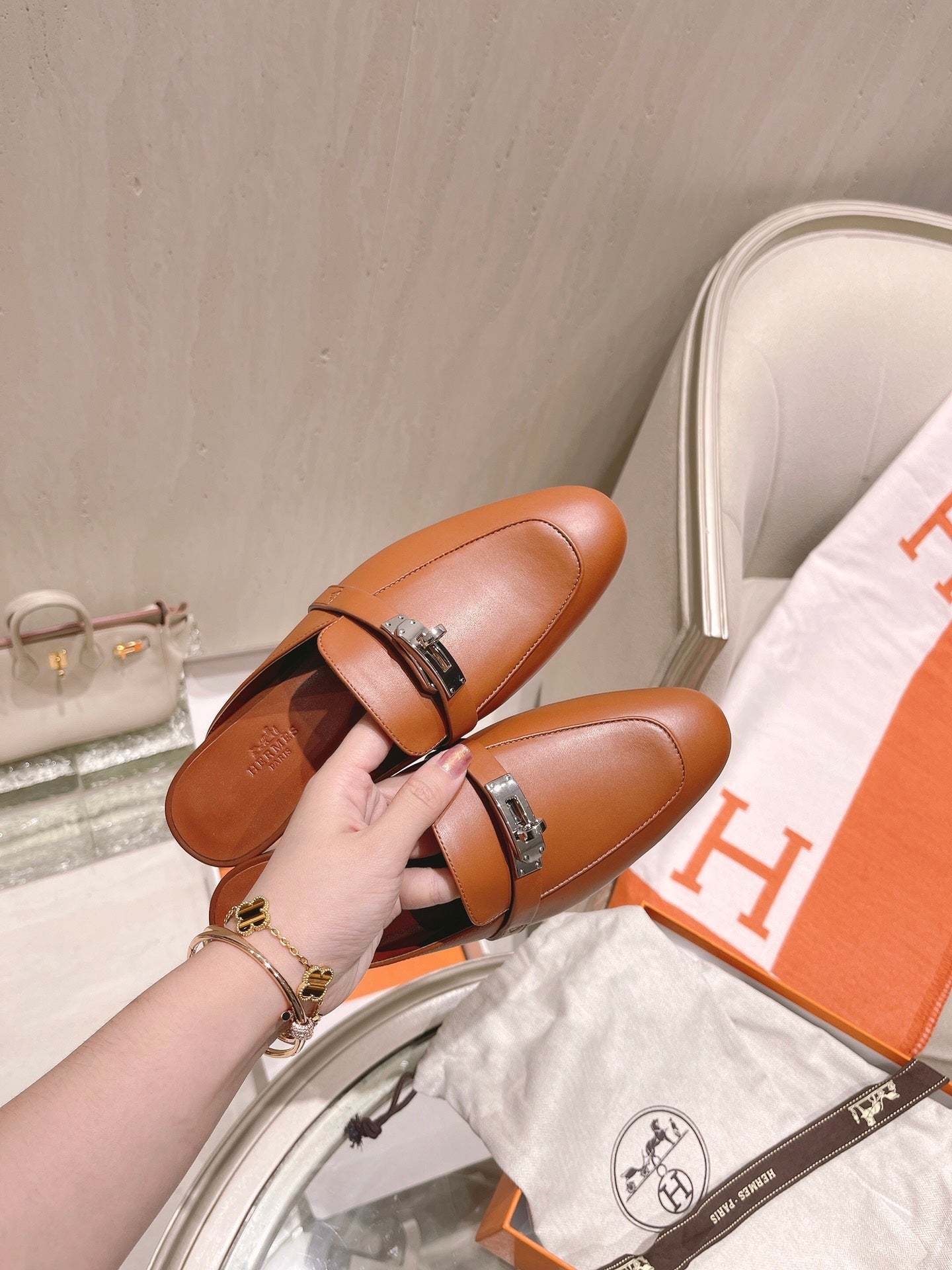 Luxury Shoes - HMS - 641