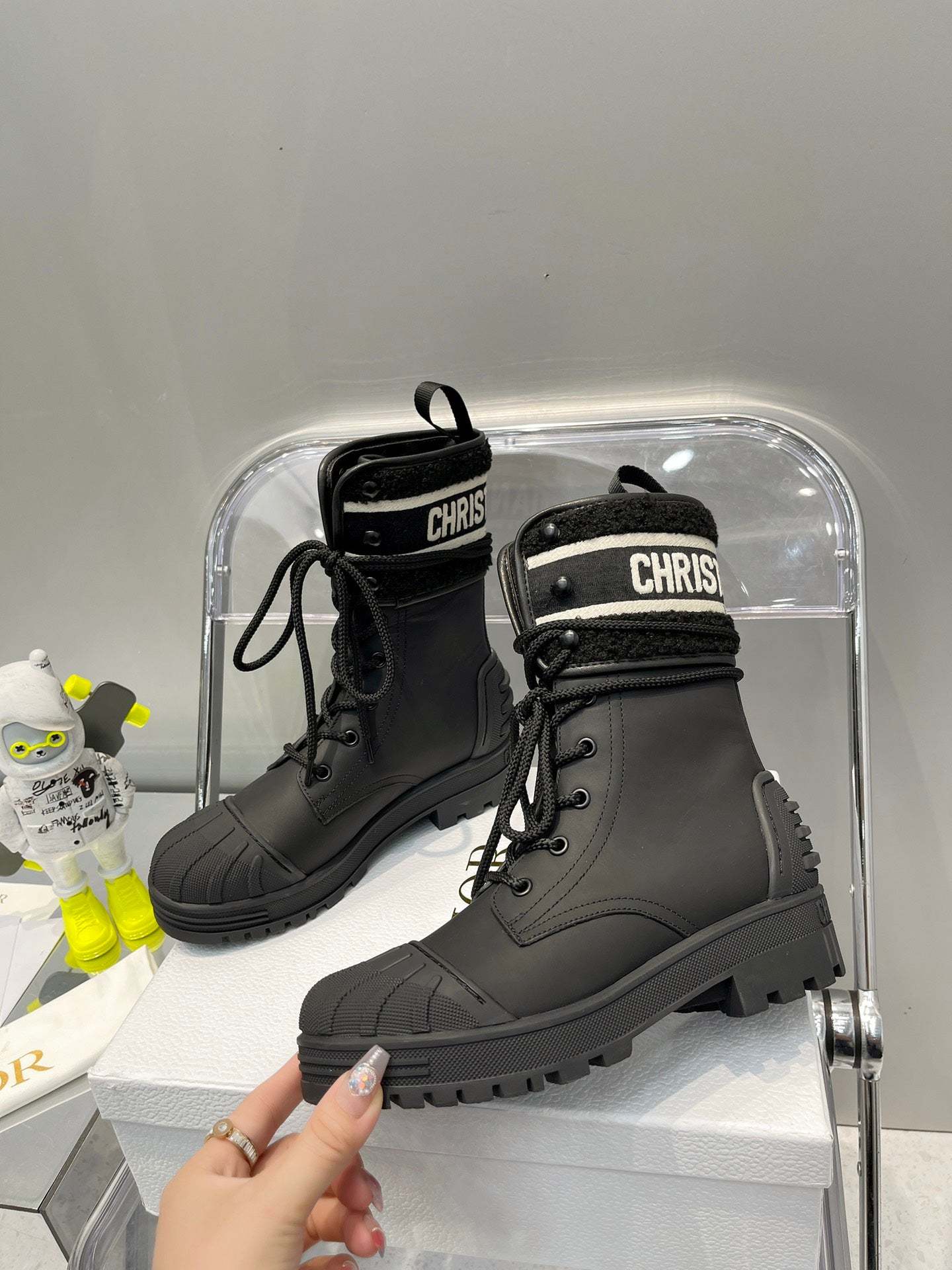 Luxury Shoes - DIR - 831