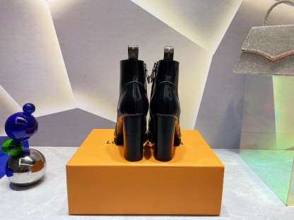 Luxury Shoes - LU-V - 604