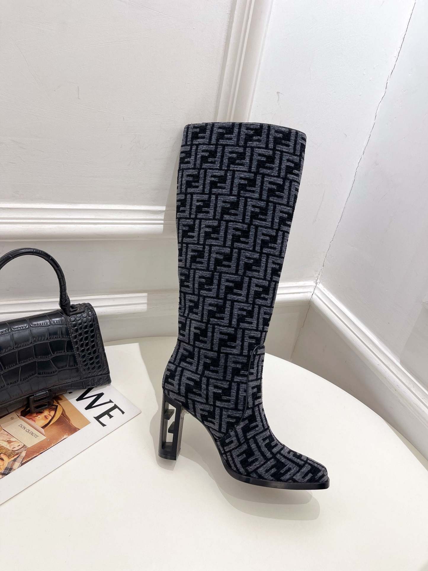 Luxury Shoes - FED - 342