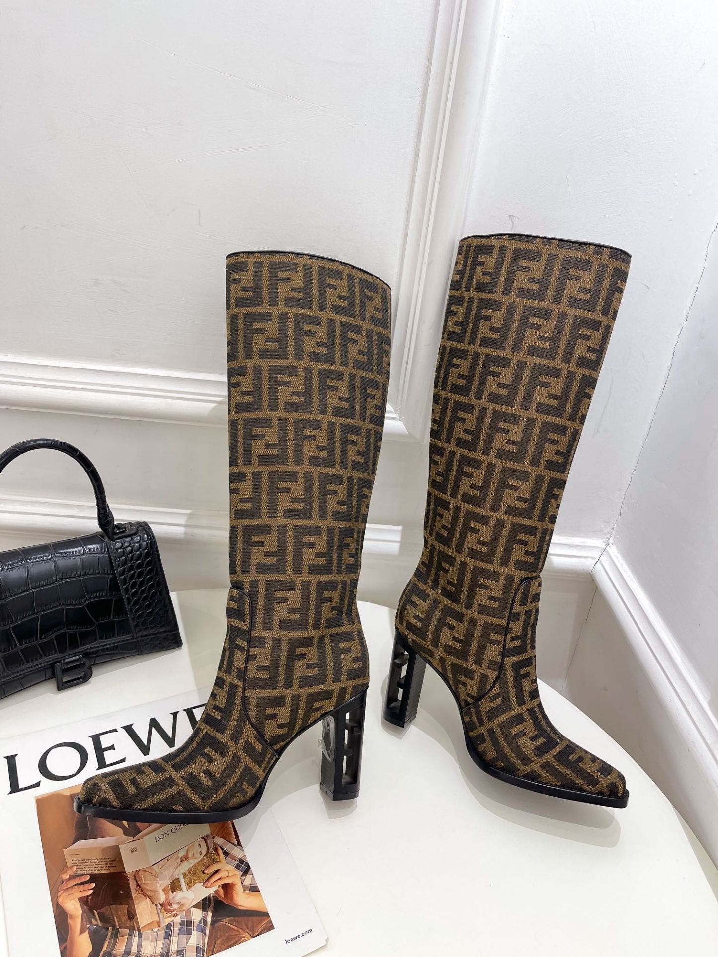 Luxury Shoes - FED - 343