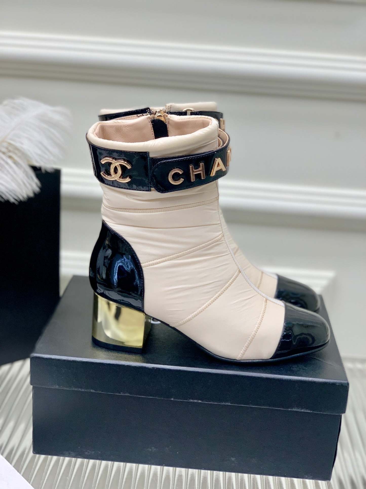 Luxury Shoes Sandals - CHL - 1236