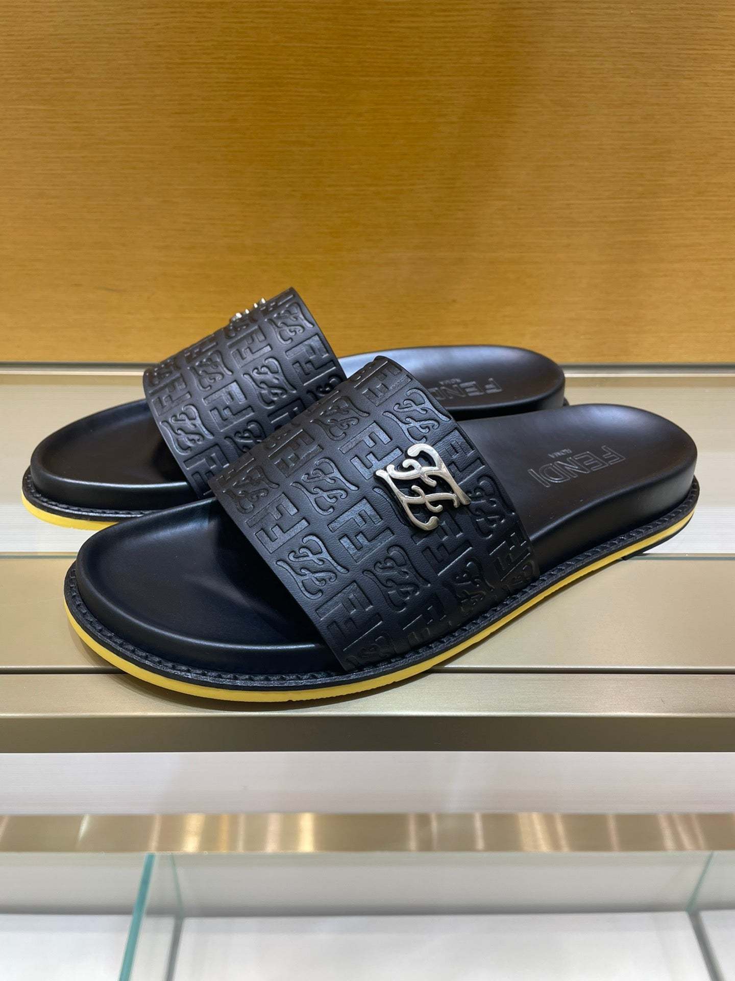 Luxury Shoes - FED - 232