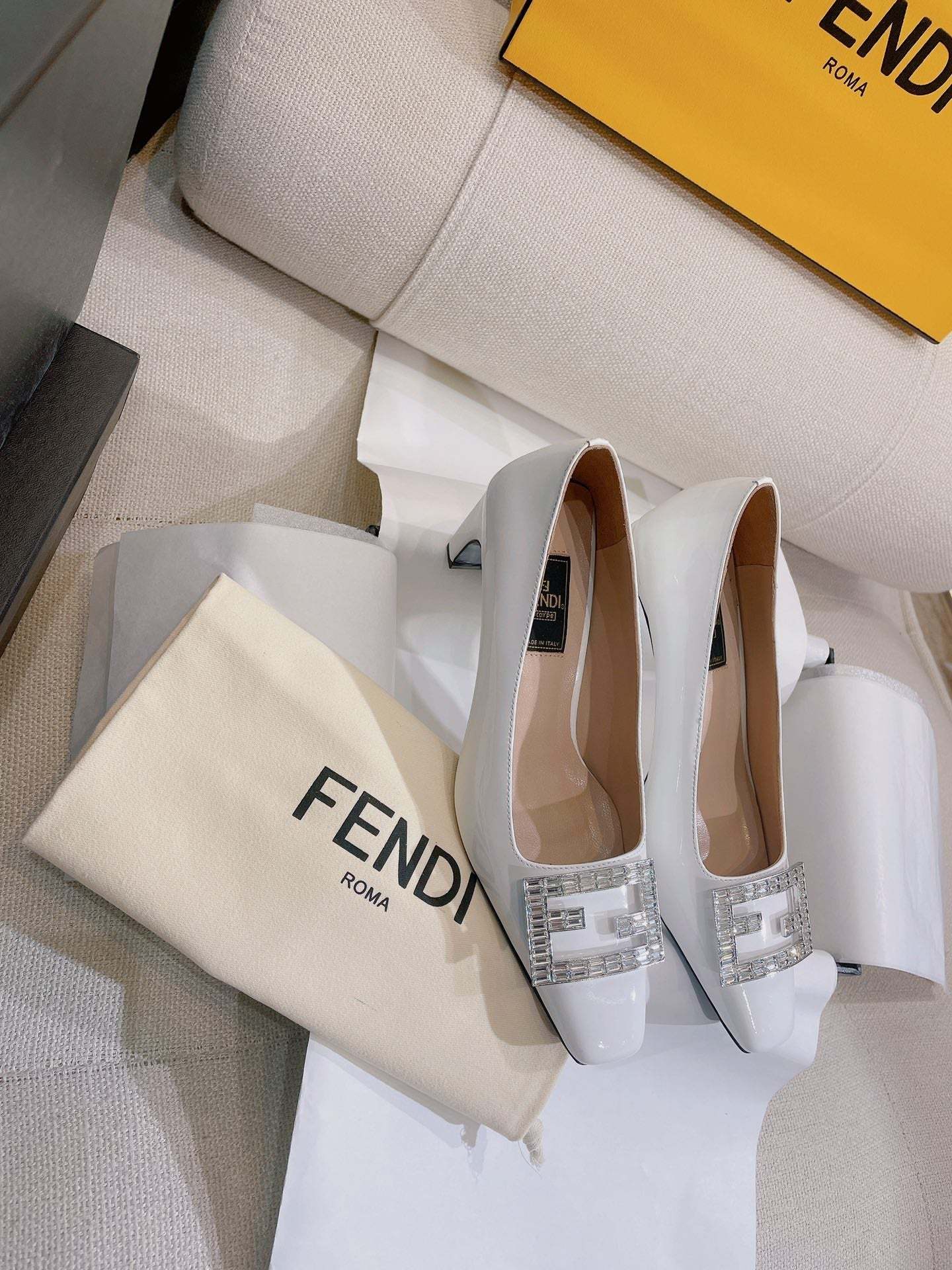 Luxury Shoes - FED - 197