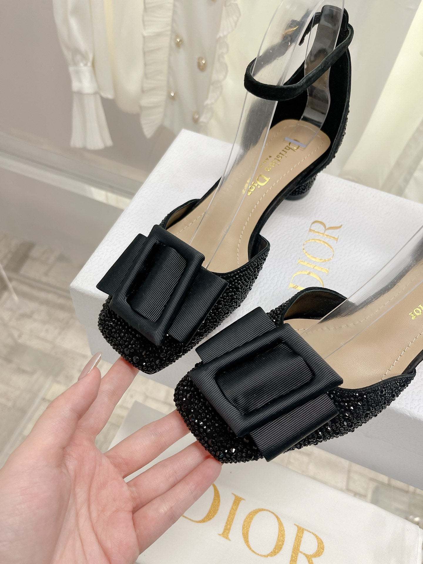Luxury Shoes - DIR - 408