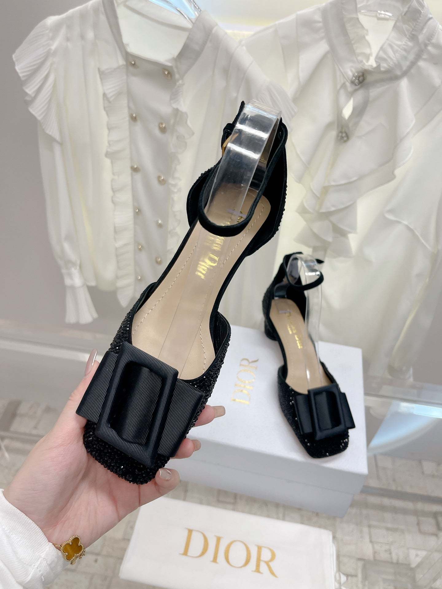 Luxury Shoes - DIR - 408
