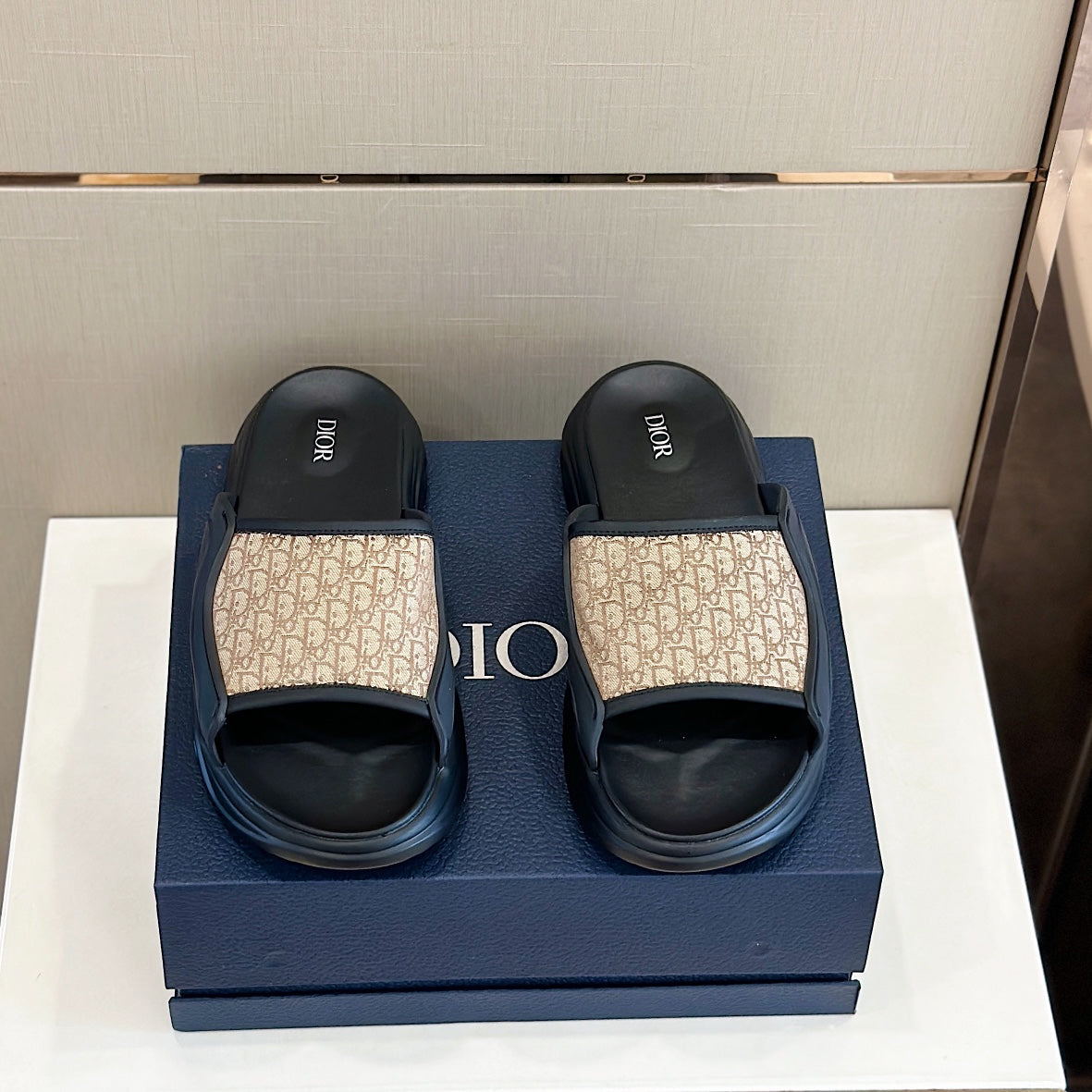 Luxury Shoes - DIR - 128