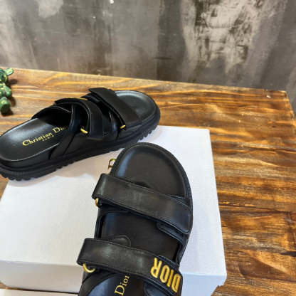 Luxury Shoes - DIR - 004