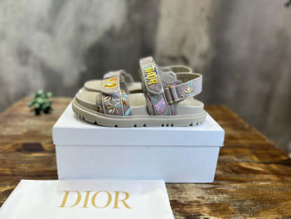 Luxury Shoes - DIR - 017