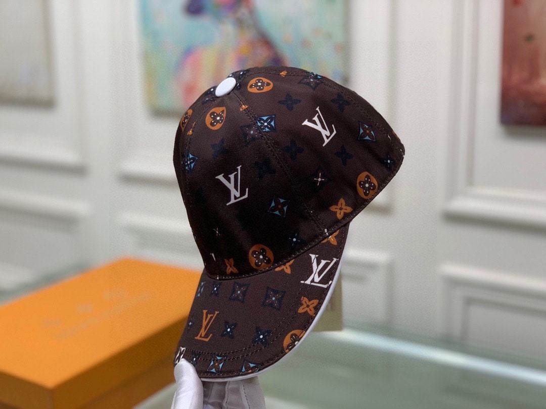 LV MONOGRAM PATTERN CAP BROWN