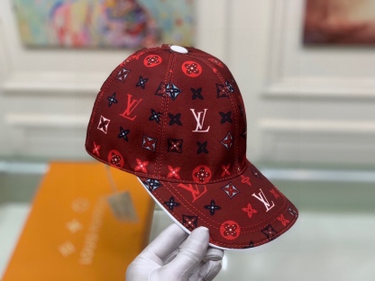 LV MONOGRAM PATTERN CAP RED