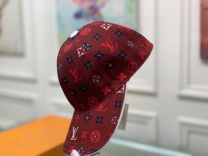 LV MONOGRAM PATTERN CAP RED