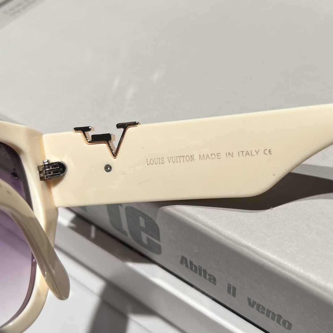 LV ICON CAT EYE SUNGLASSES CREAM Z1734W