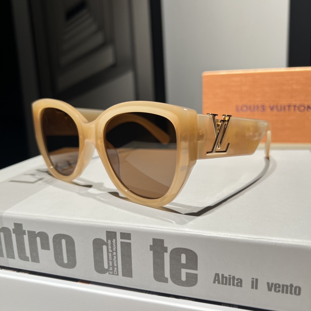 LV ICON CAT EYE SUNGLASSES BROWN