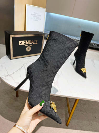 Luxury Shoes - FED - 392