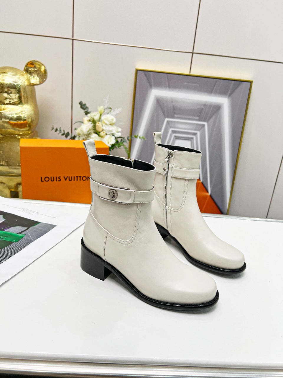 Luxury Shoes - LU-V - 586