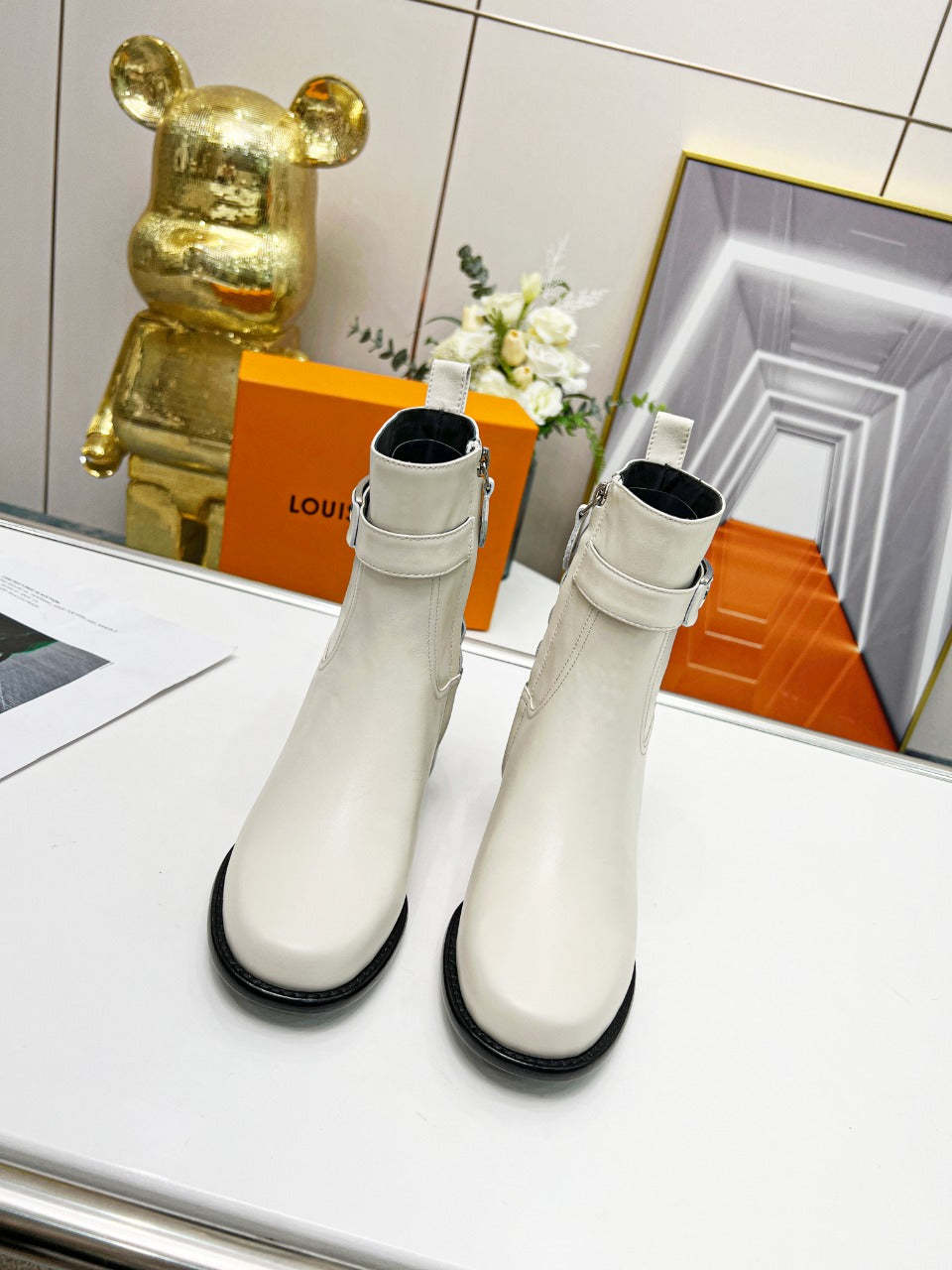 Luxury Shoes - LU-V - 586