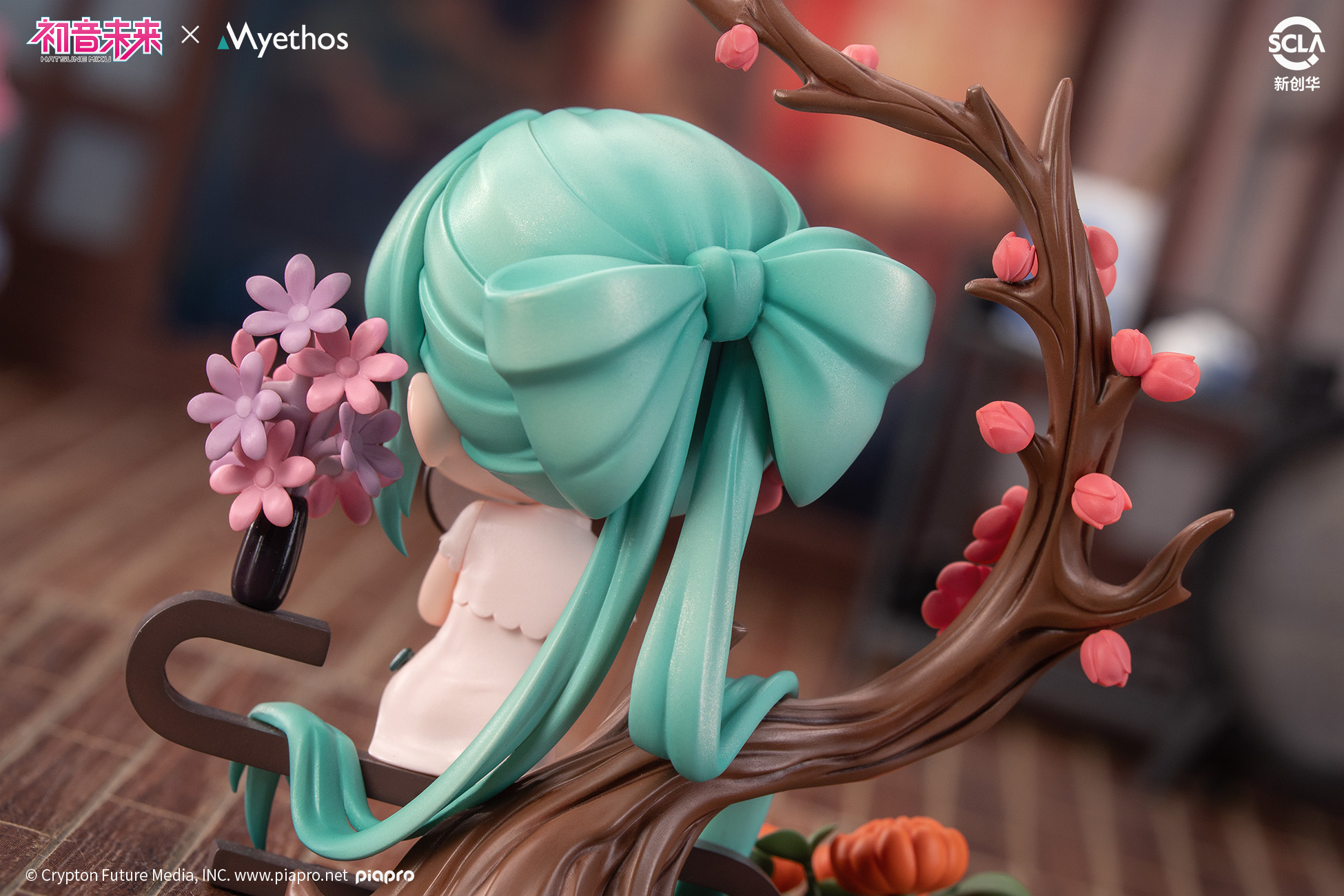 Hatsune Miku Girls' Generation Version Statue GK (licensed), pre-sale, Myethos Studio