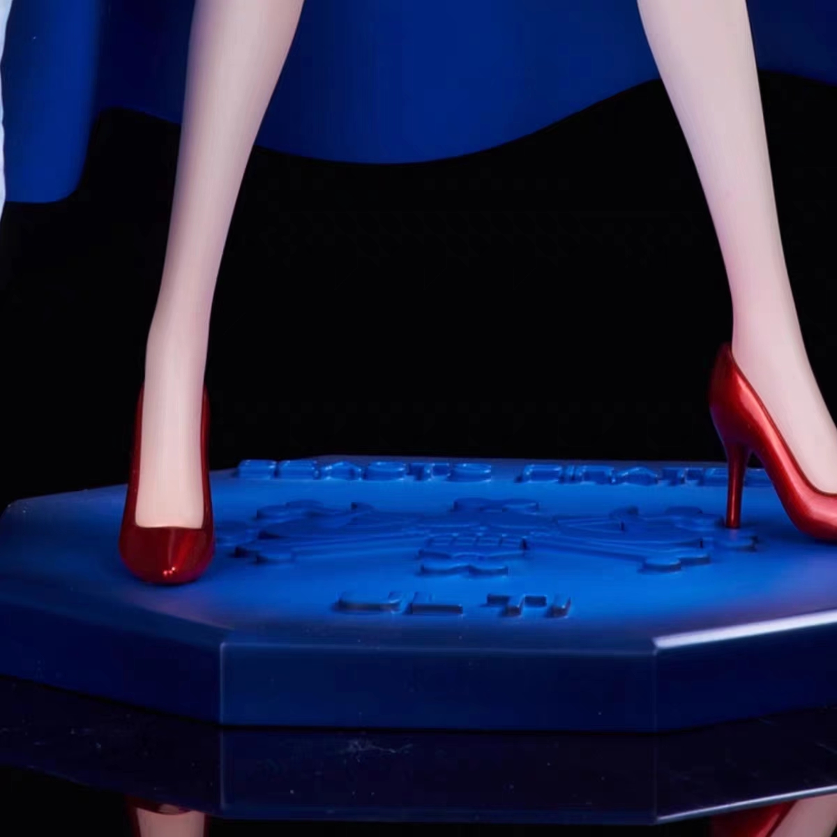 One Piece One Beasts Pirates Flying Six Ulti Statue GK, Stand Studio, Pre-sale