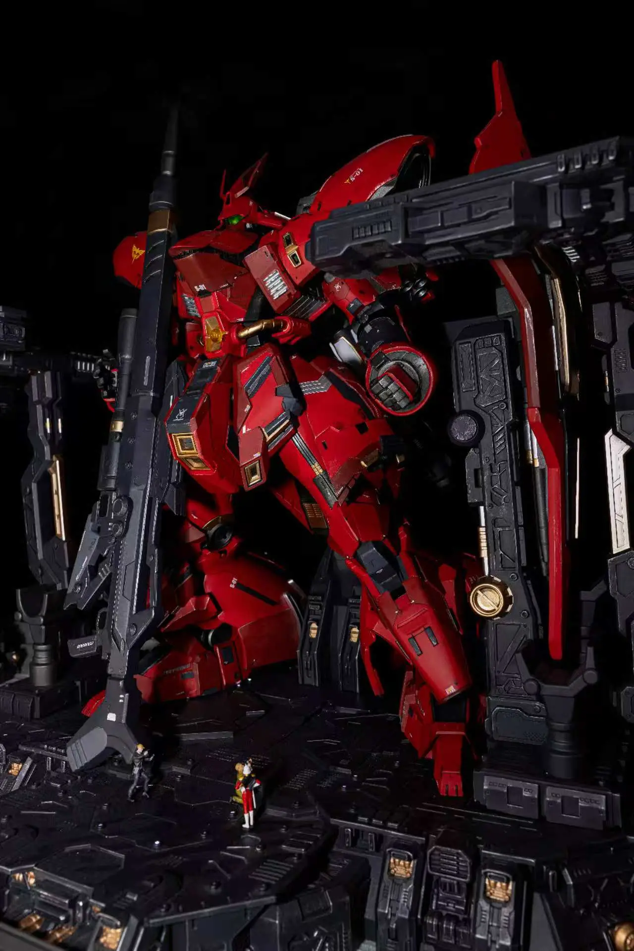 Mecha era Studio - Gundam Series Red Robot Statue(GK) 