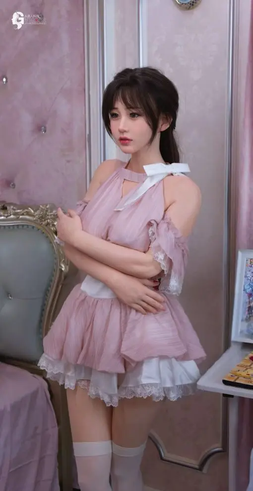 Gynoid Synthetics Humanoid - Chuer 1/3 scale silicone doll size 23 X 23R standard (Licensed)Statue