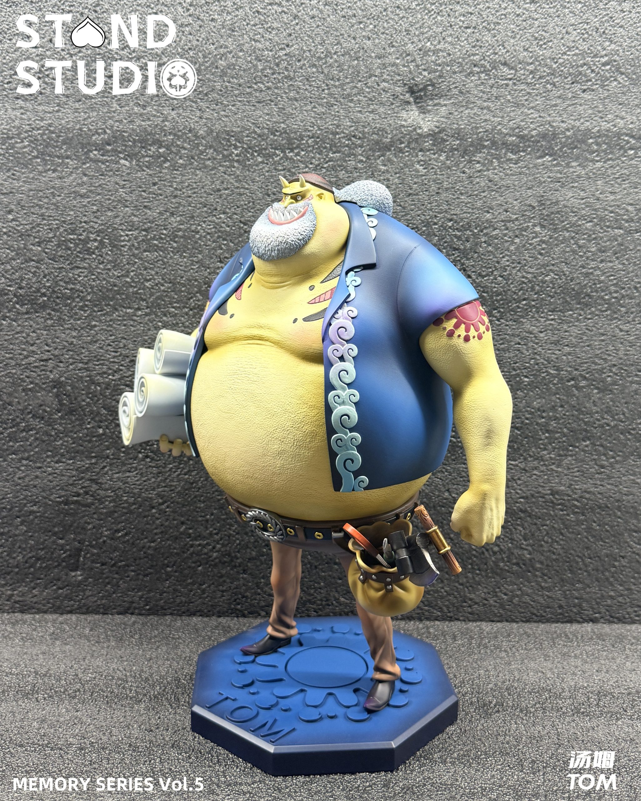 One Piece Flashback 05 Shipwright Tom Statue(GK) -Stand Studio 